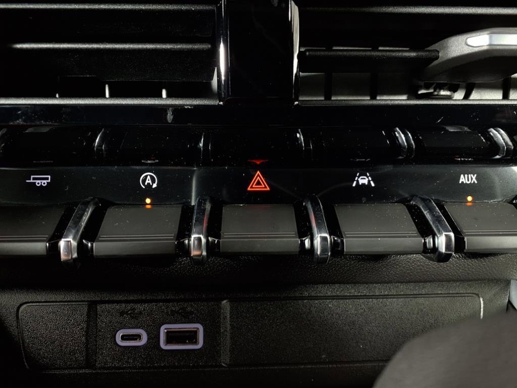 new 2025 Chevrolet Colorado car, priced at $31,916