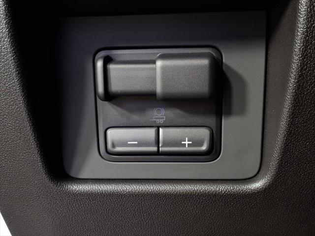 new 2025 Chevrolet Colorado car, priced at $34,690