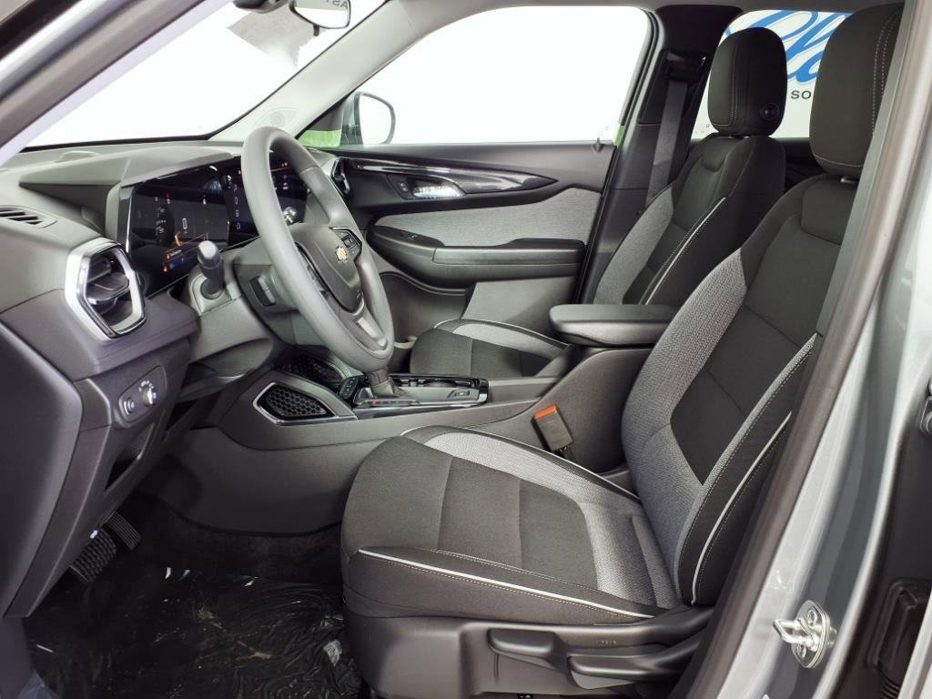 new 2026 Chevrolet TrailBlazer car, priced at $27,180