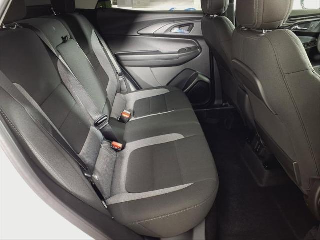 new 2025 Chevrolet TrailBlazer car, priced at $29,176