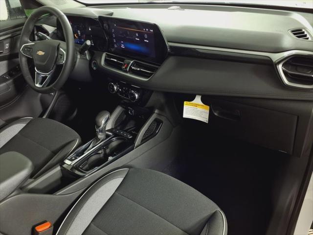 new 2025 Chevrolet TrailBlazer car, priced at $29,176