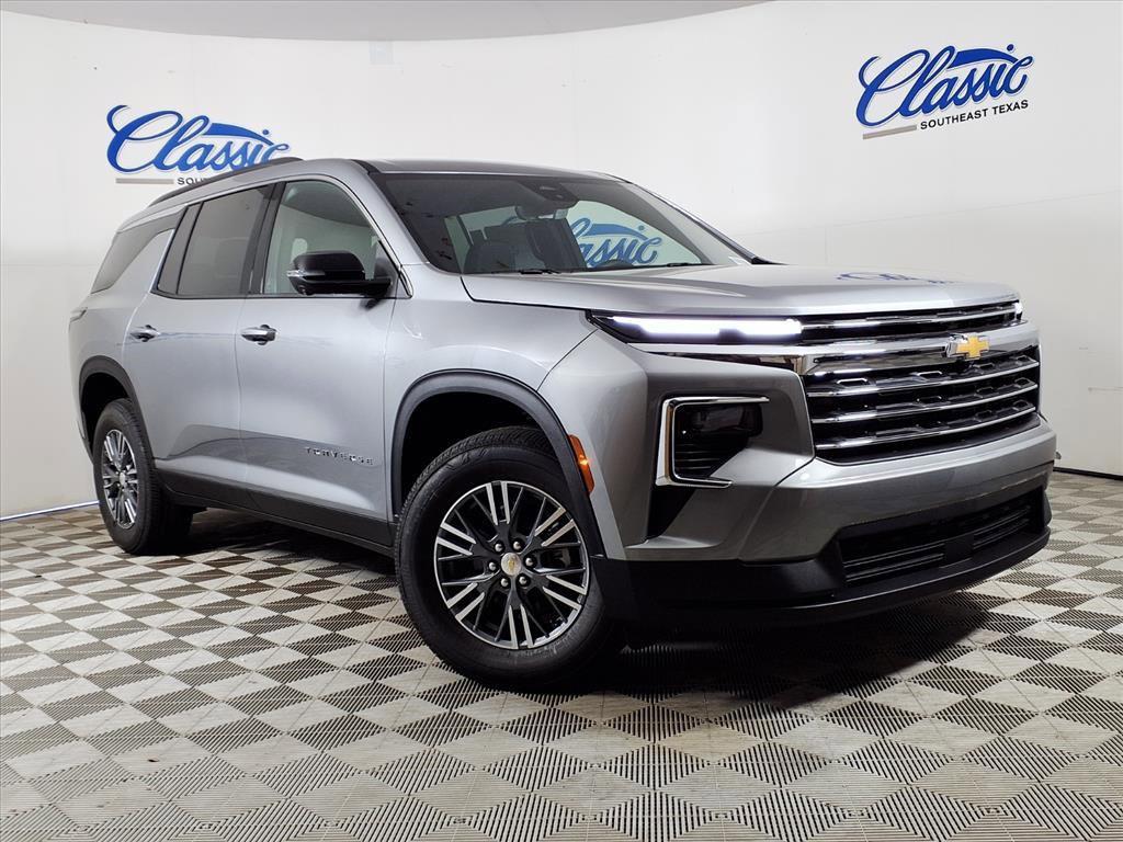 new 2026 Chevrolet Traverse car, priced at $43,920