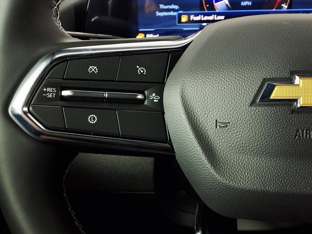 new 2026 Chevrolet Traverse car, priced at $43,920