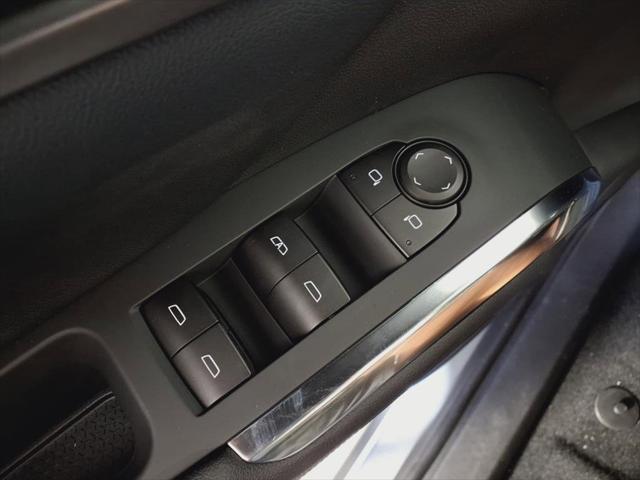 new 2025 Chevrolet Traverse car, priced at $45,026