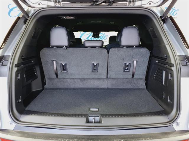 new 2025 Chevrolet Traverse car, priced at $45,026