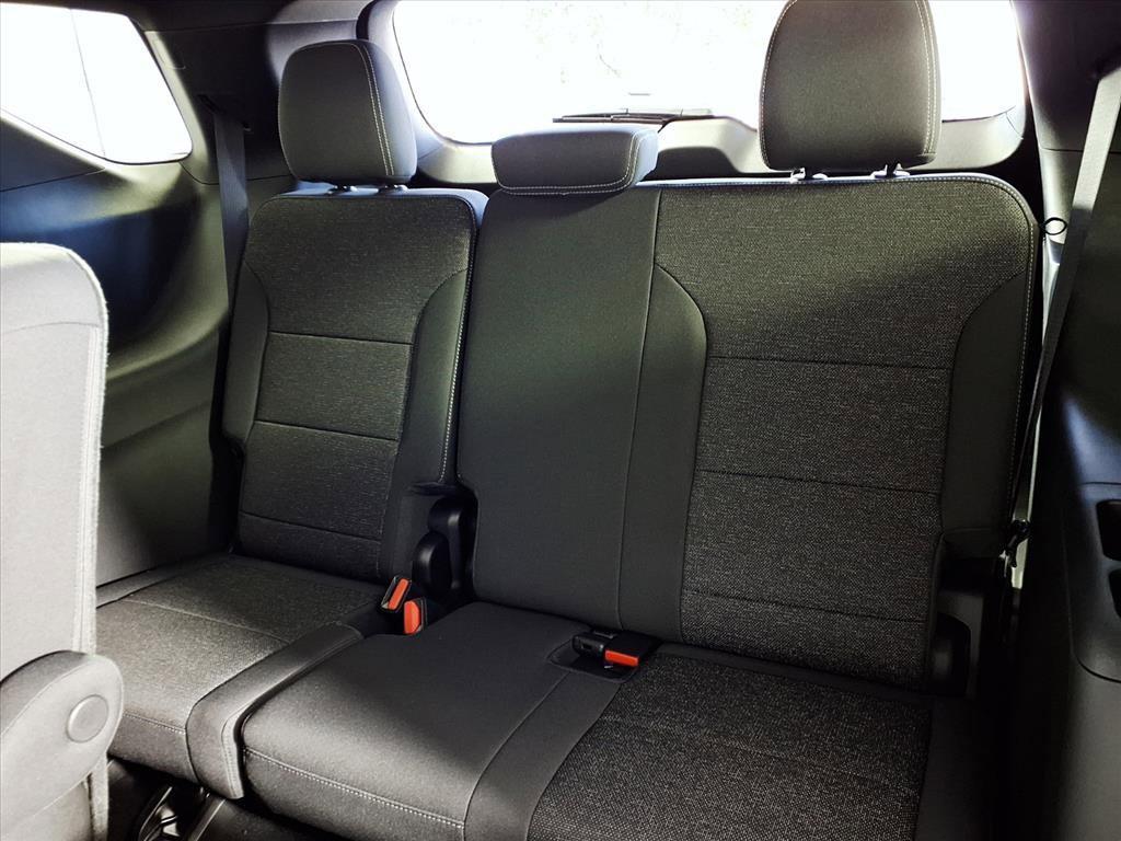 new 2026 Chevrolet Traverse car, priced at $43,920