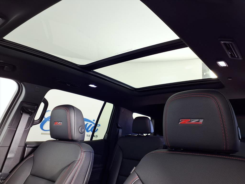 new 2026 Chevrolet Traverse car, priced at $58,450