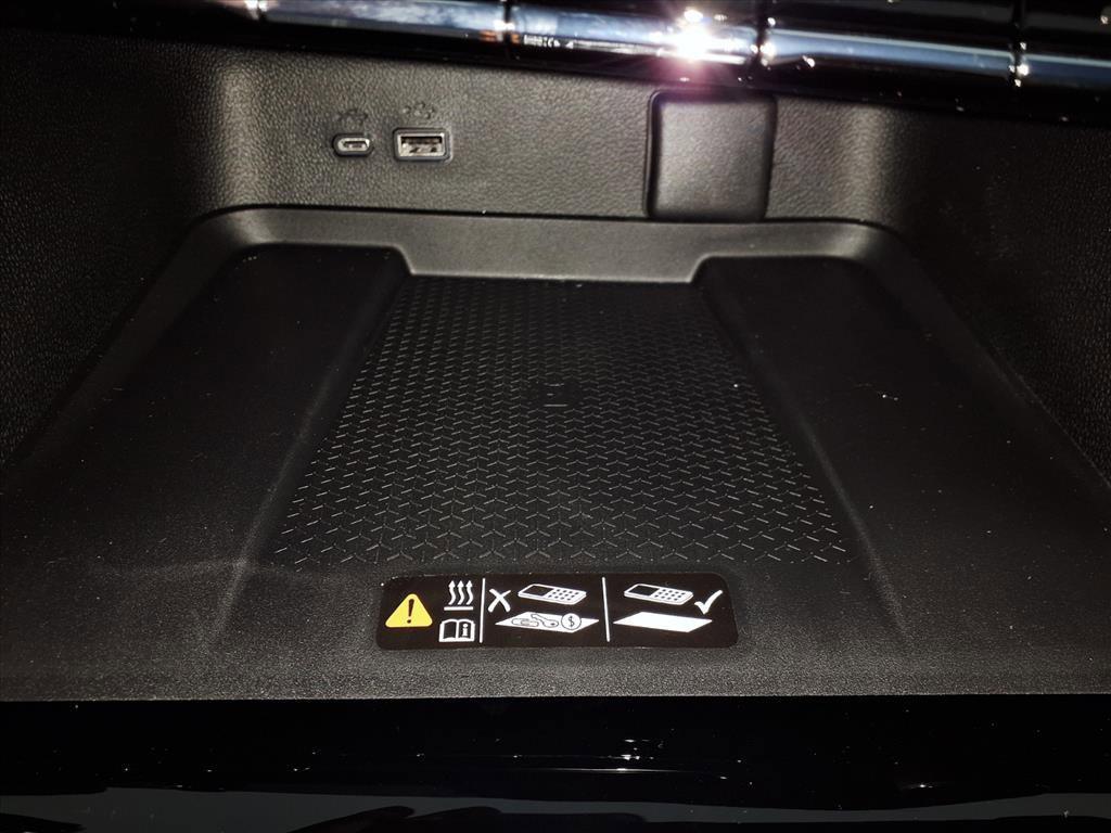 new 2026 Chevrolet Traverse car, priced at $58,450