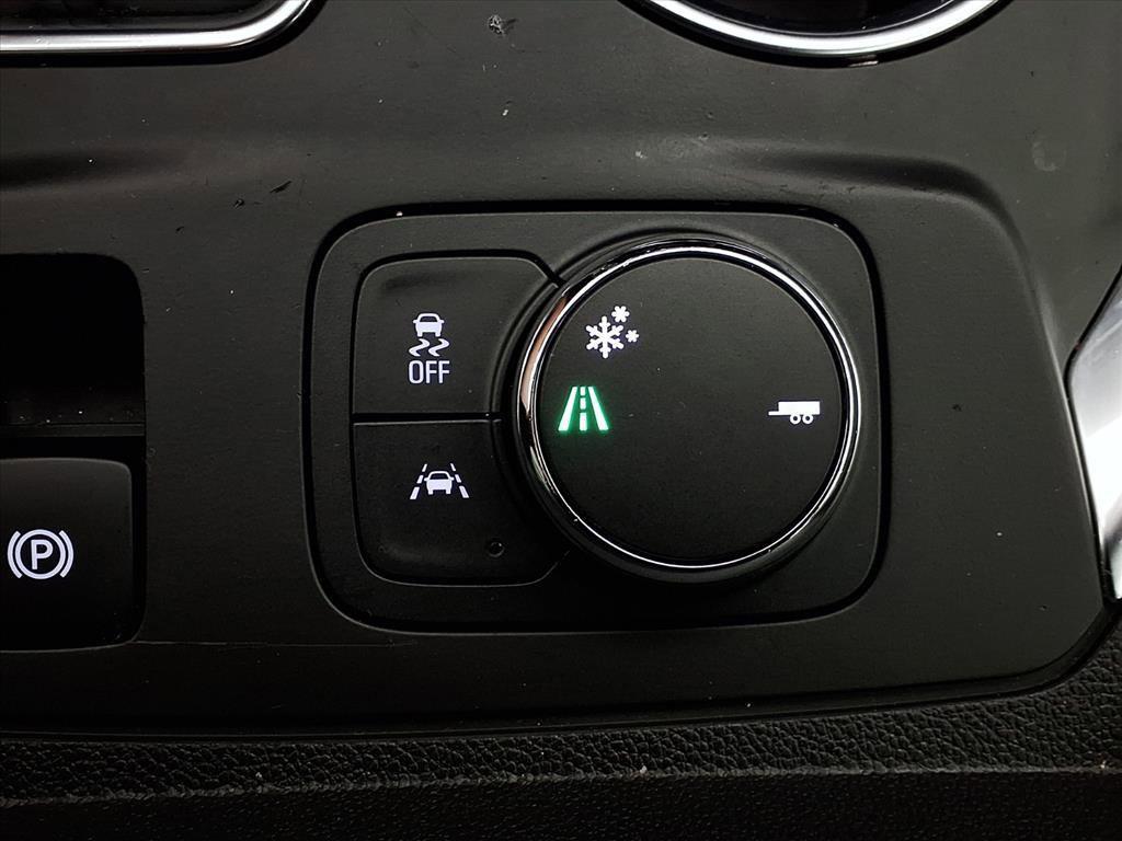 used 2019 Chevrolet Traverse car, priced at $22,707