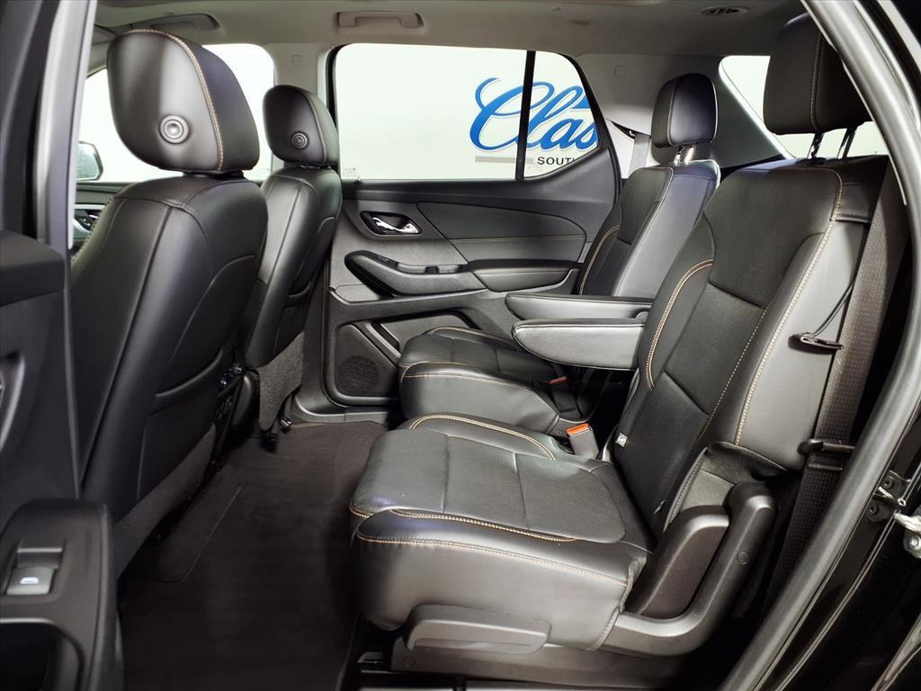 used 2019 Chevrolet Traverse car, priced at $22,707