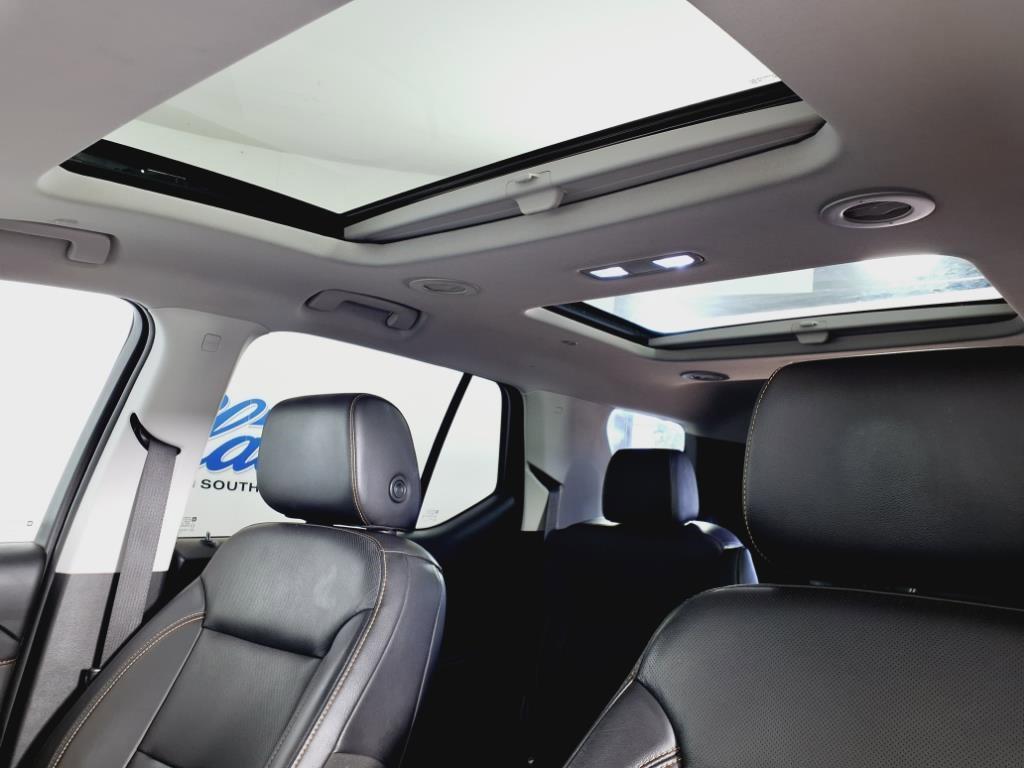 used 2020 Chevrolet Traverse car, priced at $20,989