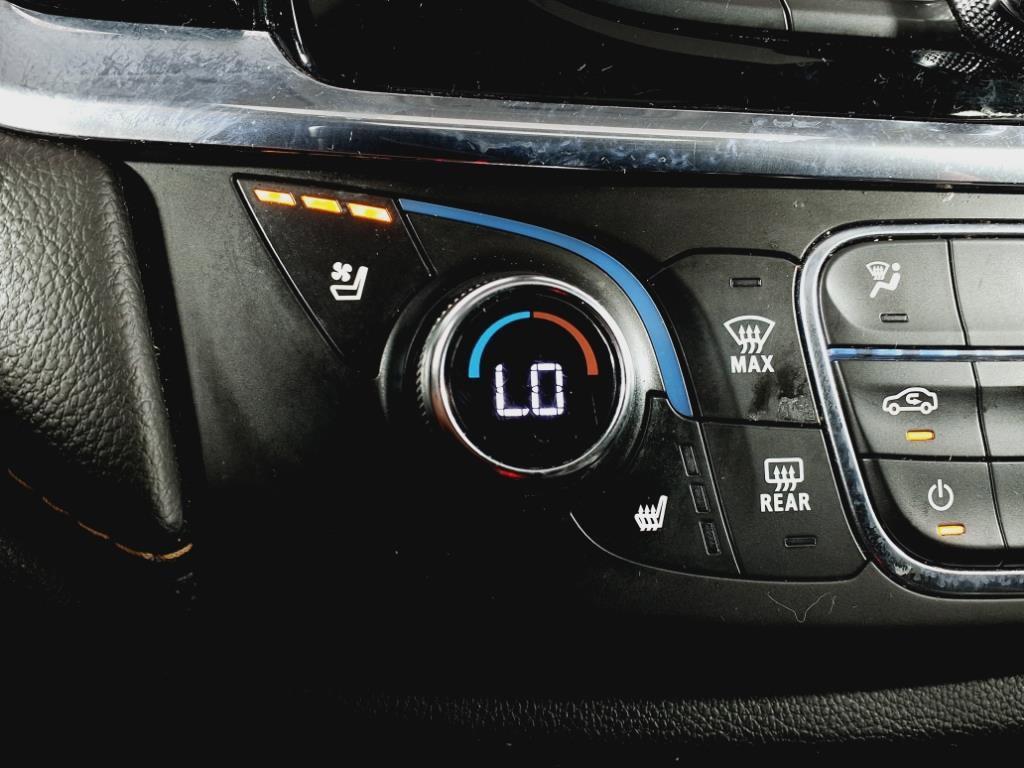 used 2020 Chevrolet Traverse car, priced at $20,989