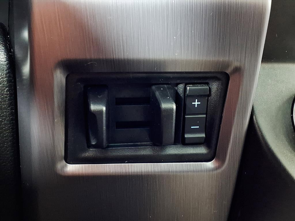 used 2018 Ford Expedition car, priced at $26,611