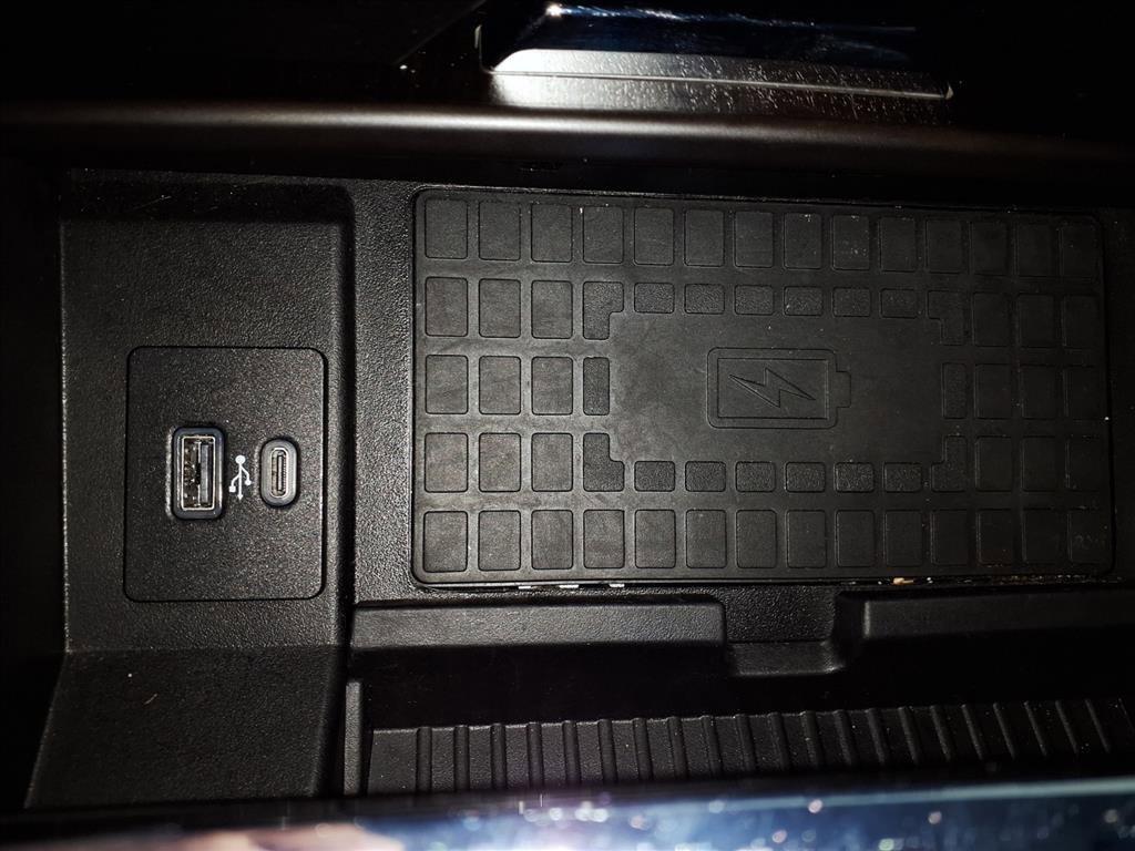 used 2021 Ford Expedition car, priced at $48,415