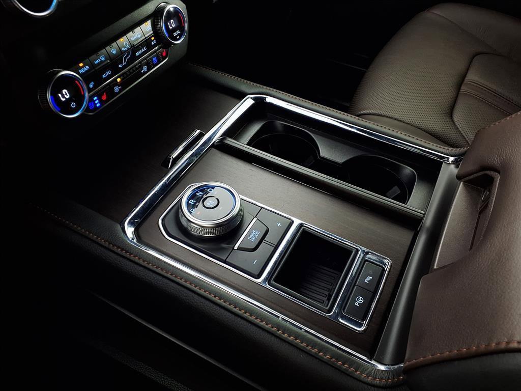 used 2021 Ford Expedition car, priced at $48,415