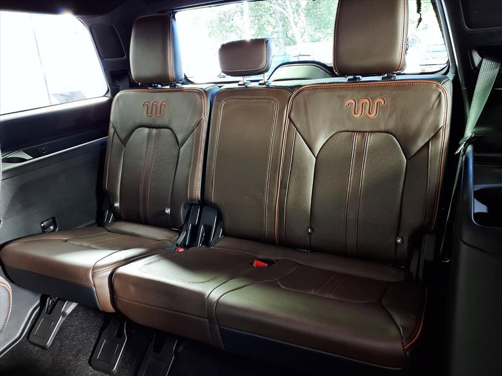 used 2021 Ford Expedition car, priced at $48,415