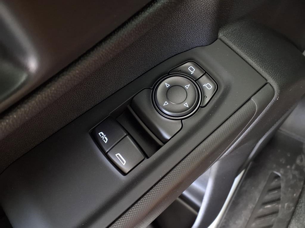 new 2025 Chevrolet Silverado 1500 car, priced at $33,384
