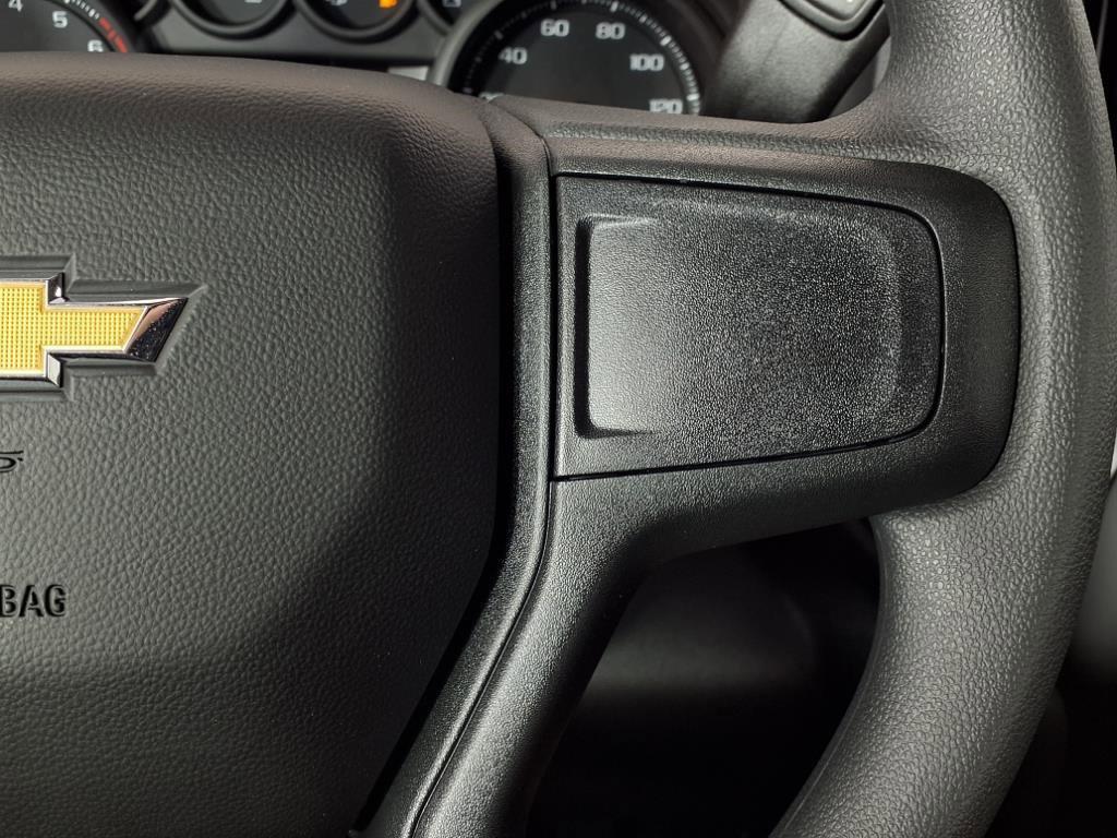 new 2025 Chevrolet Silverado 1500 car, priced at $33,384