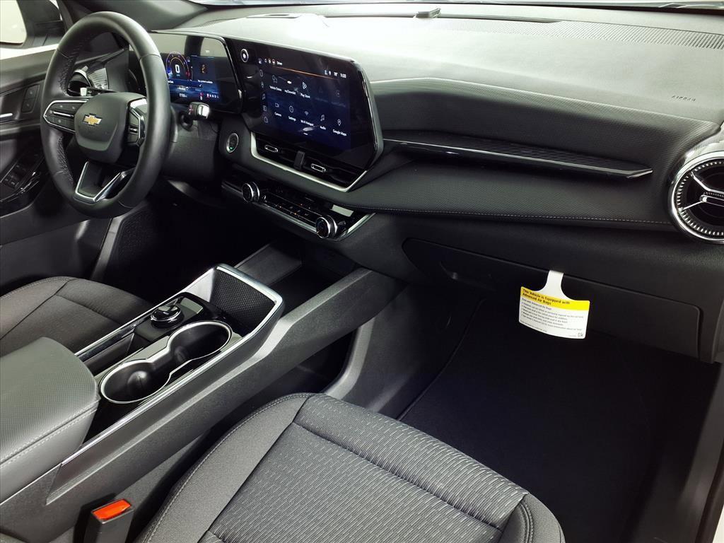 new 2026 Chevrolet Equinox car, priced at $26,999