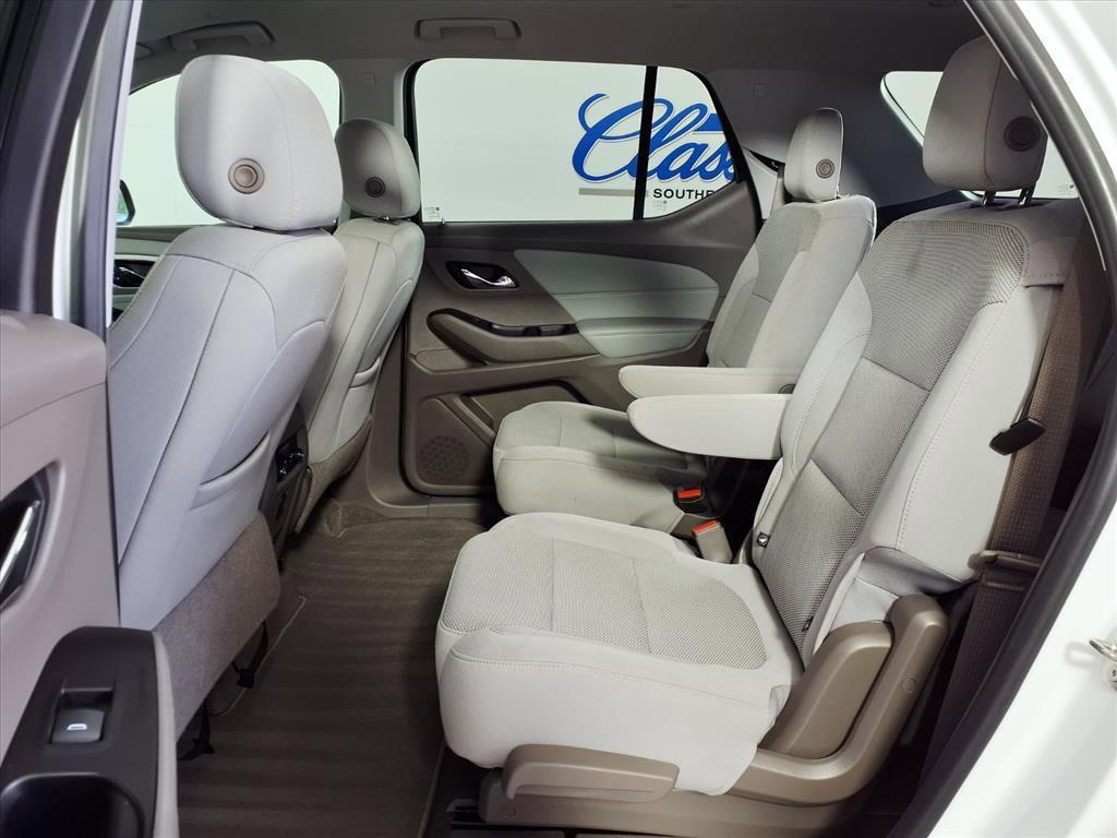 used 2018 Chevrolet Traverse car, priced at $18,560