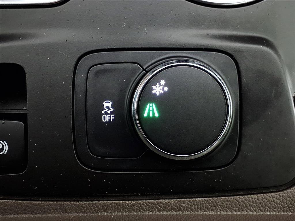 used 2018 Chevrolet Traverse car, priced at $18,560