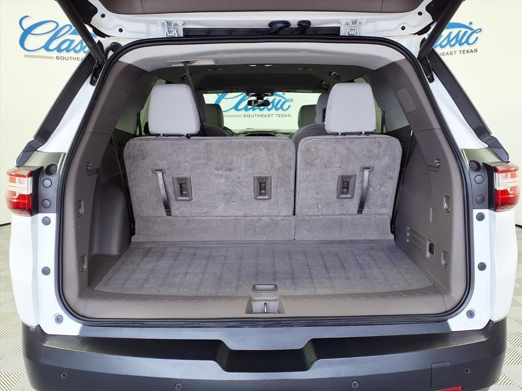 used 2018 Chevrolet Traverse car, priced at $18,560