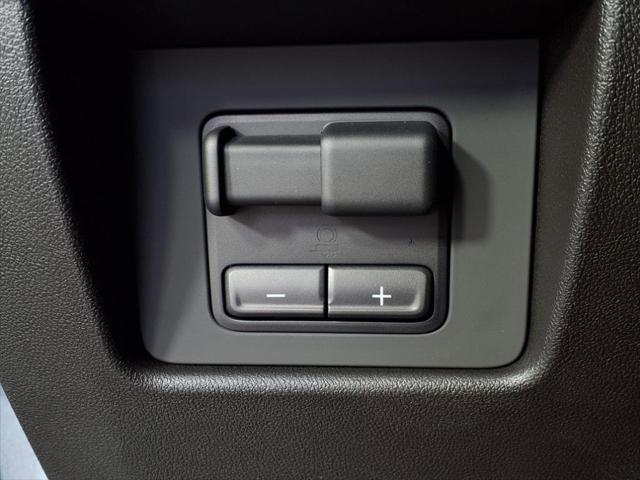 new 2025 Chevrolet Colorado car, priced at $38,590