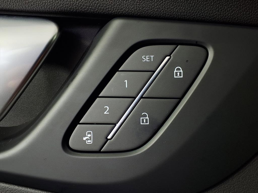 used 2025 Buick Enclave car, priced at $43,941