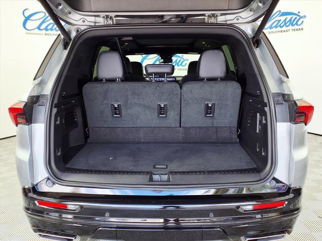 used 2025 Buick Enclave car, priced at $43,941