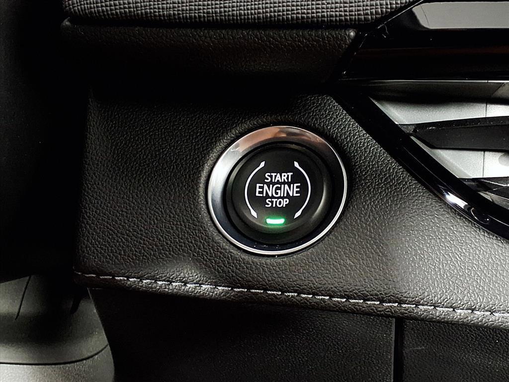 used 2025 Buick Enclave car, priced at $43,941