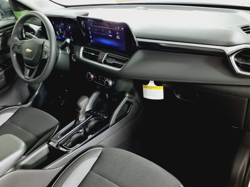 new 2026 Chevrolet TrailBlazer car, priced at $25,330