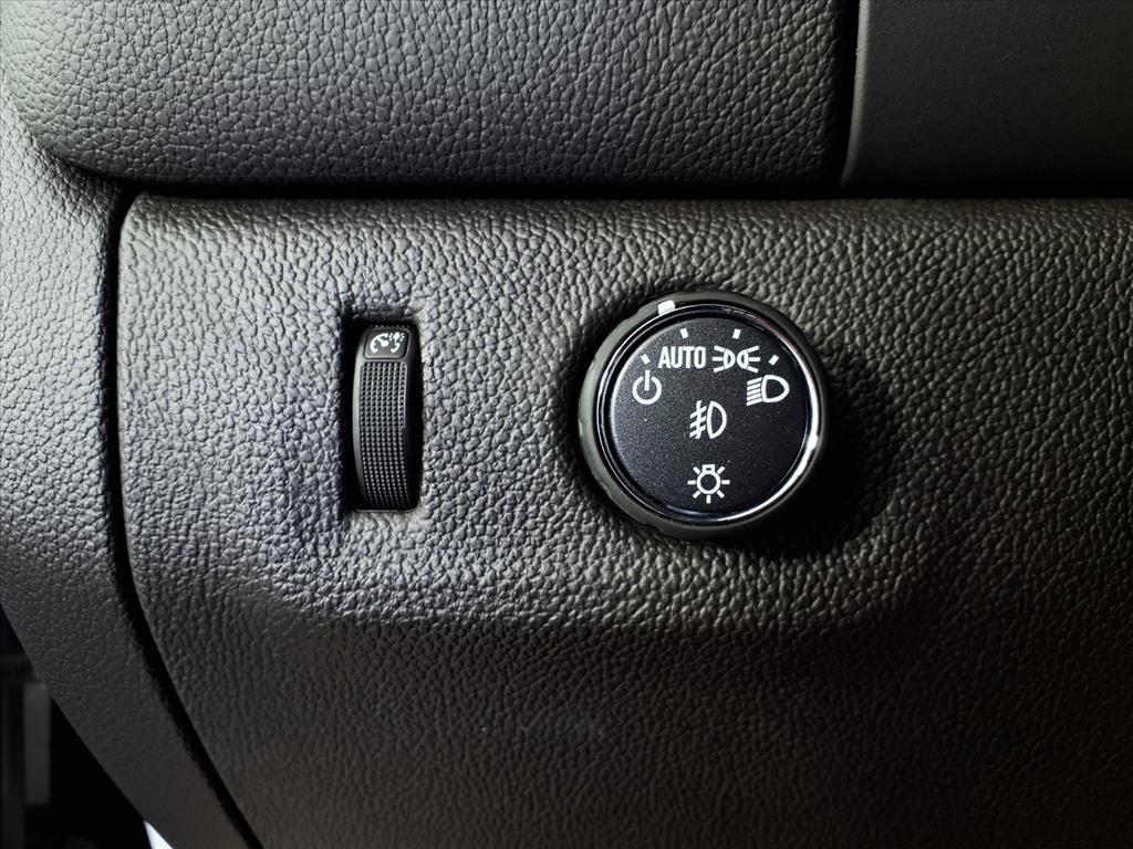used 2022 Chevrolet Colorado car, priced at $30,586