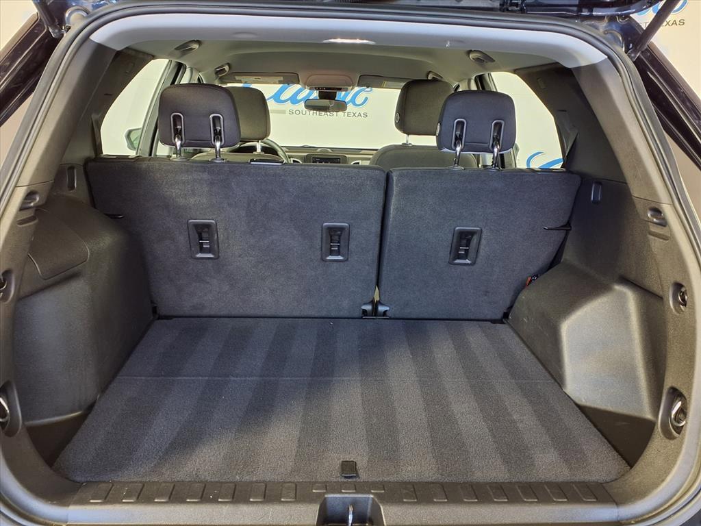 used 2020 Chevrolet Equinox car, priced at $12,572