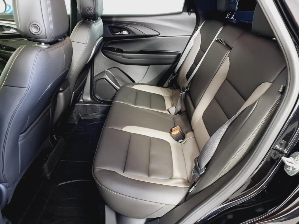 used 2025 Chevrolet TrailBlazer car, priced at $29,895