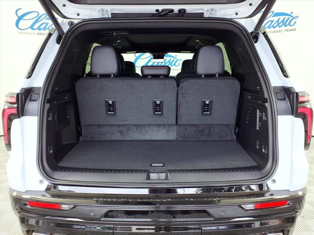 new 2026 Chevrolet Traverse car, priced at $59,790