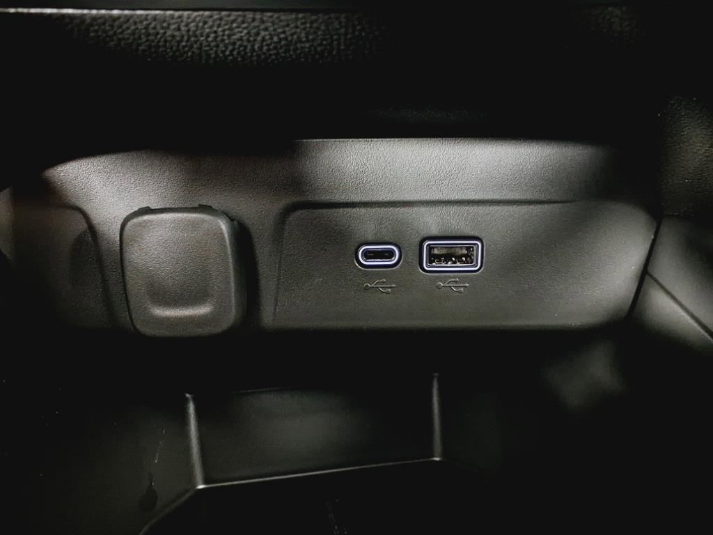 new 2025 Chevrolet Trax car, priced at $25,085