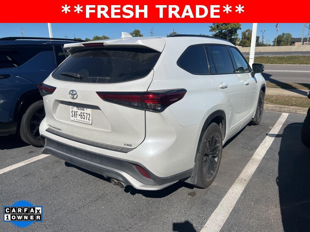 used 2023 Toyota Highlander car, priced at $39,618