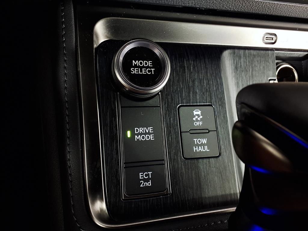 used 2025 Lexus GX 550 car, priced at $102,969