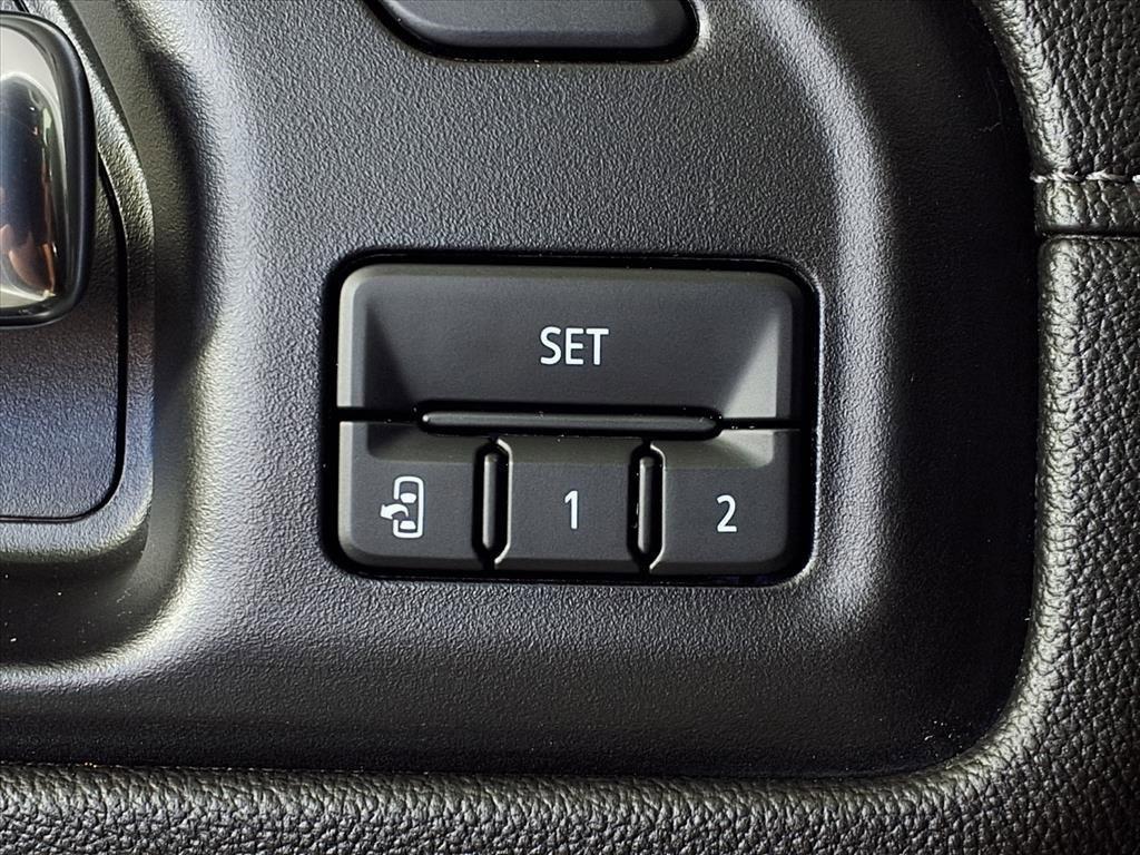 used 2021 Chevrolet Silverado 1500 car, priced at $32,433