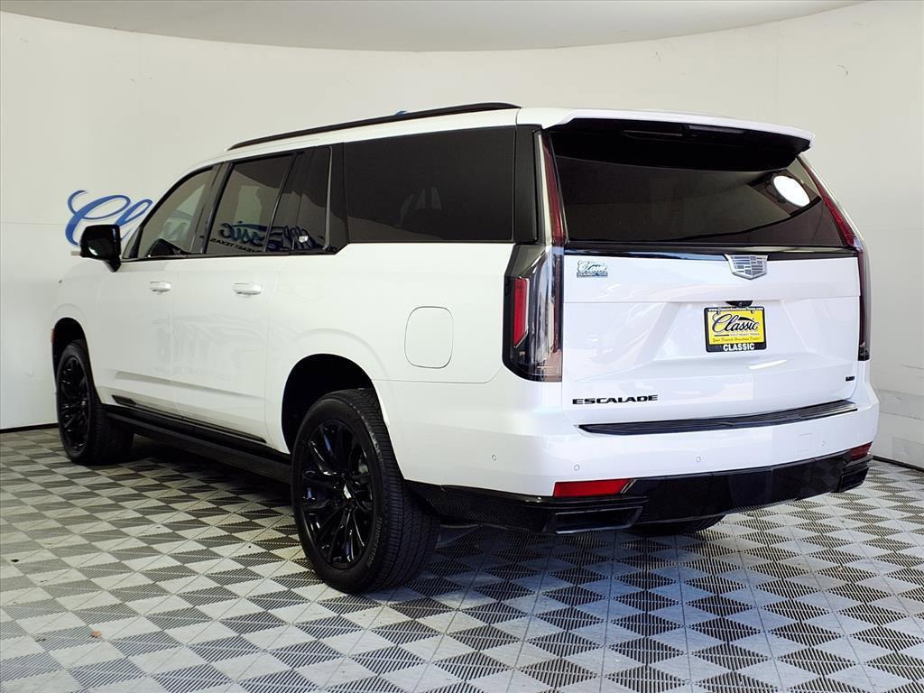 used 2024 Cadillac Escalade ESV car, priced at $94,776