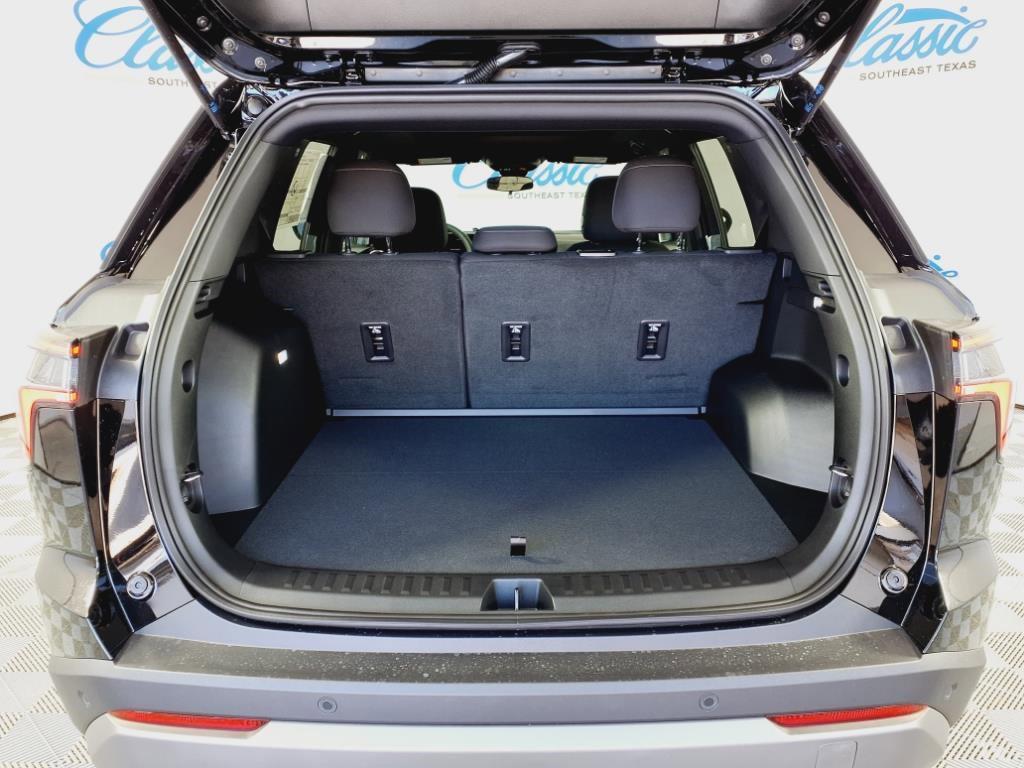 new 2026 Chevrolet Equinox car, priced at $31,324