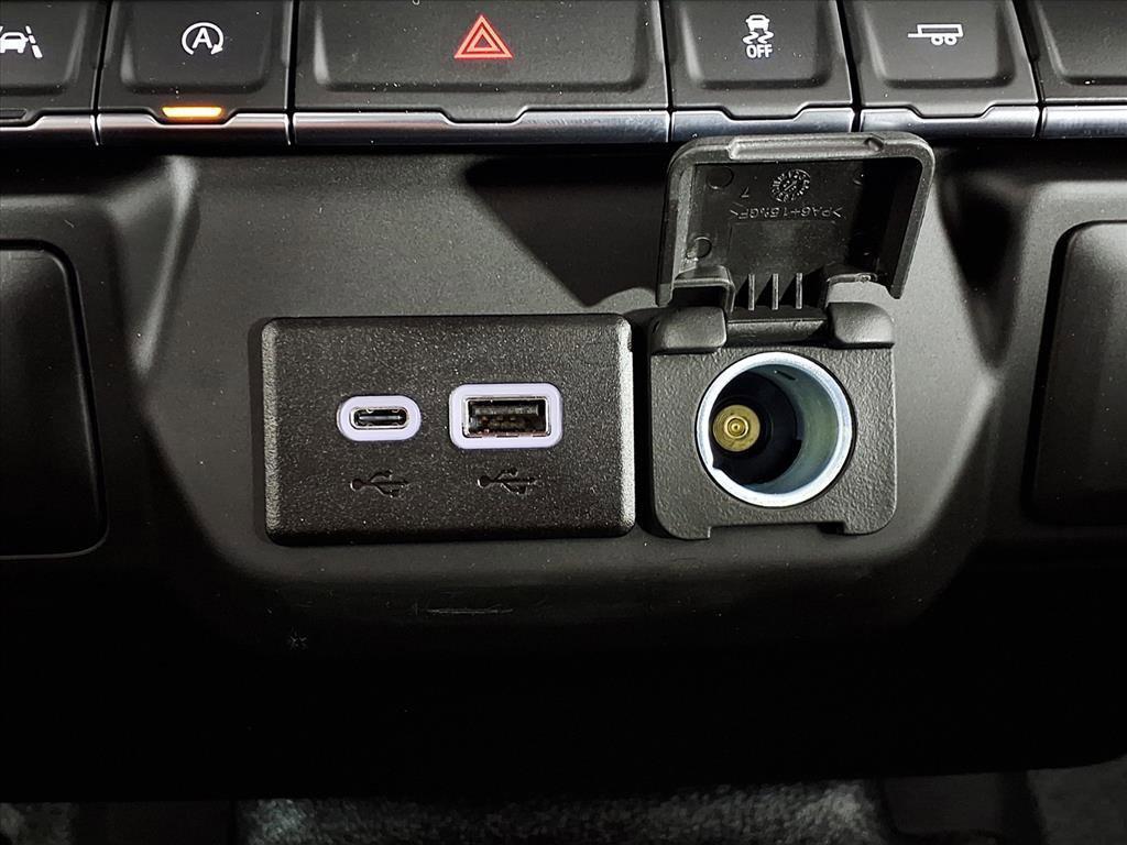 new 2026 Chevrolet Silverado 1500 car, priced at $35,595