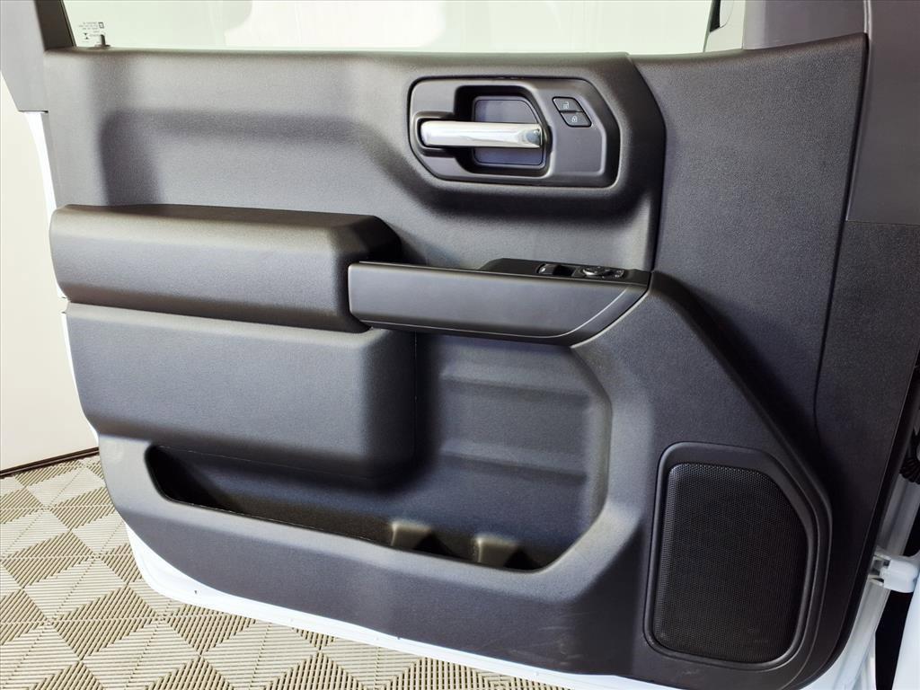 new 2026 Chevrolet Silverado 1500 car, priced at $35,595