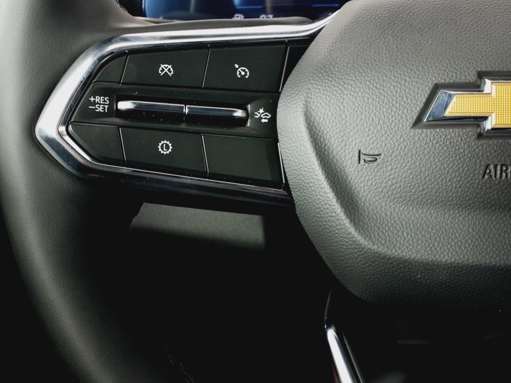 new 2026 Chevrolet Equinox car, priced at $29,162