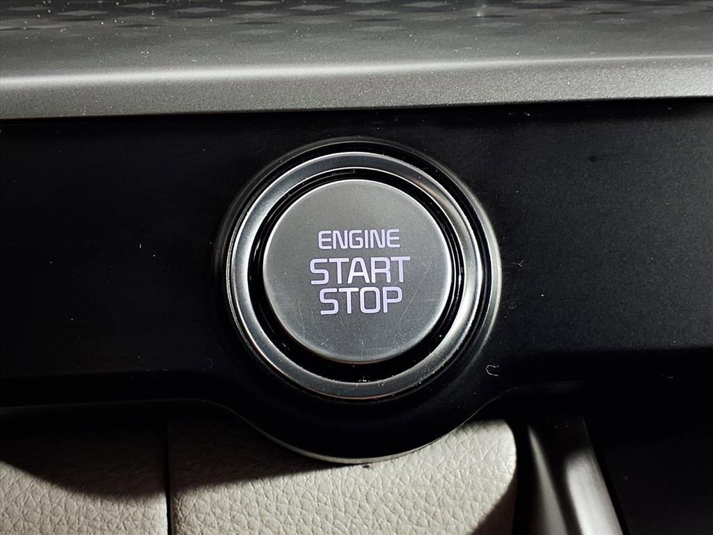 used 2022 Kia Carnival car, priced at $27,819