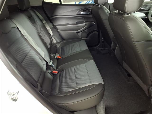 new 2025 Chevrolet Trax car, priced at $24,370