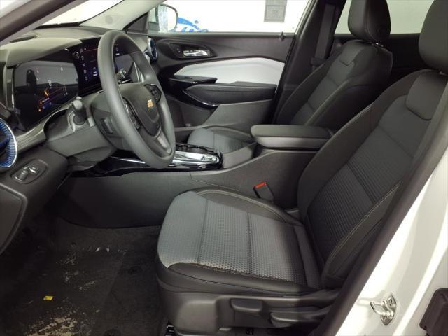new 2025 Chevrolet Trax car, priced at $24,370