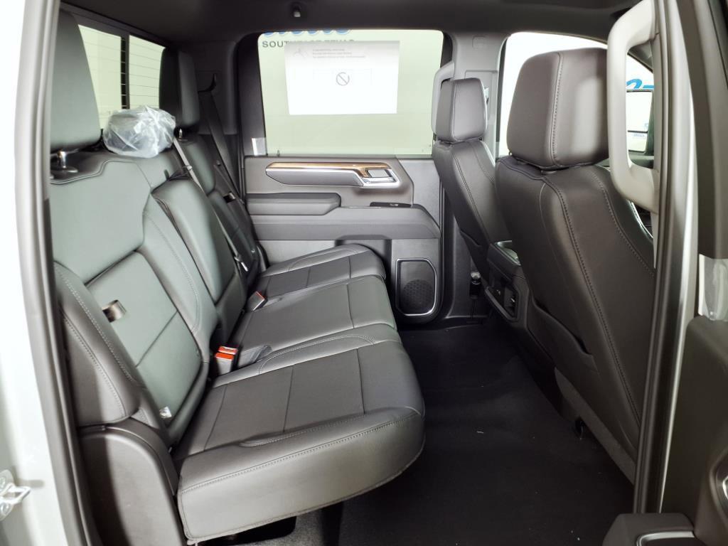 new 2025 Chevrolet Silverado 2500 car, priced at $74,903