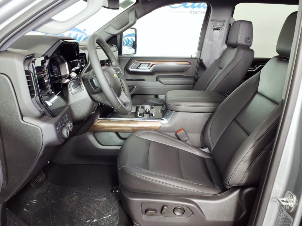 new 2025 Chevrolet Silverado 2500 car, priced at $74,903