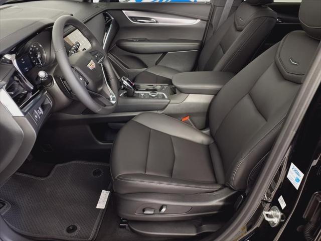 used 2025 Cadillac XT6 car, priced at $47,989